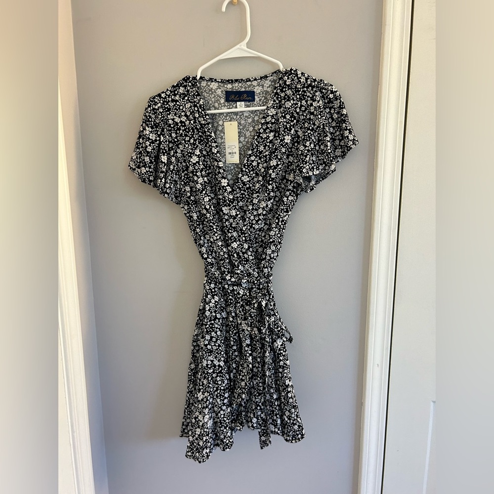francesca’s floral wrap mini dress